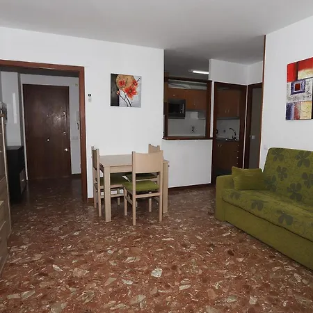 Apartment Differentflats Casalmar Salou
